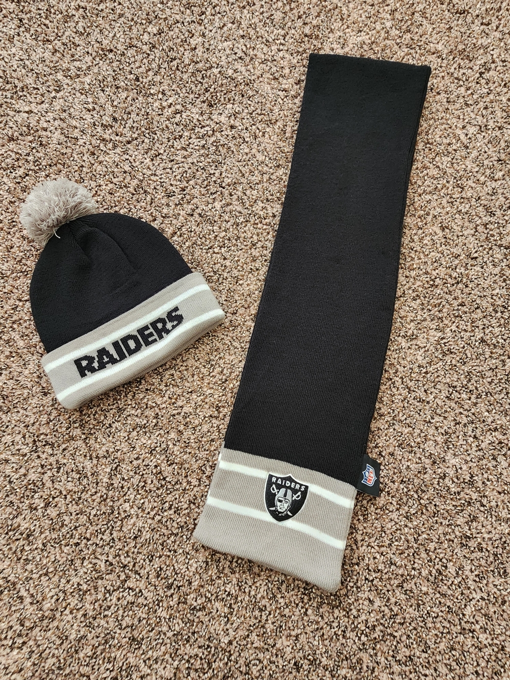 NFL Raiders  Black & Cream Raiders Beanie with Pom and Matching Scarf